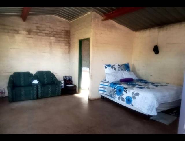 0 BEDROOM HOUSE FOR SALE IN SIMUNYE